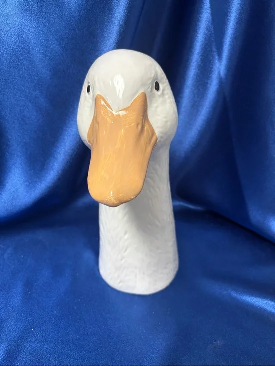 Tractor Supply Red Shed Goose Vase