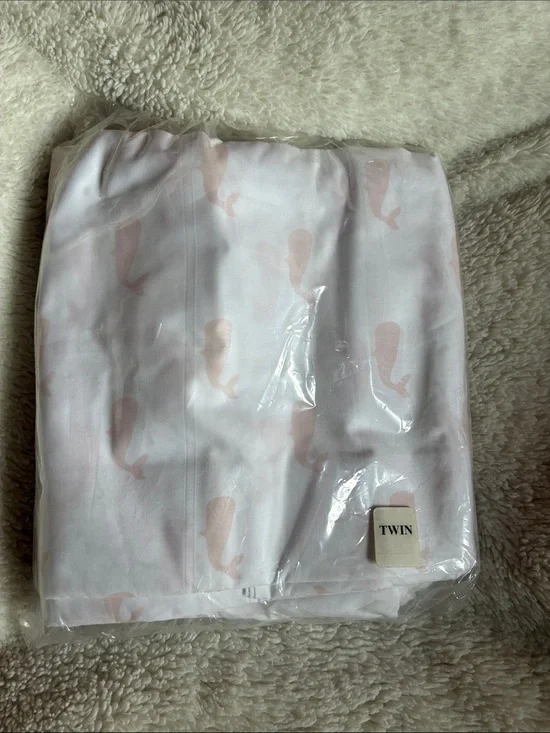 Pottery Barn Twin Sheet Set
