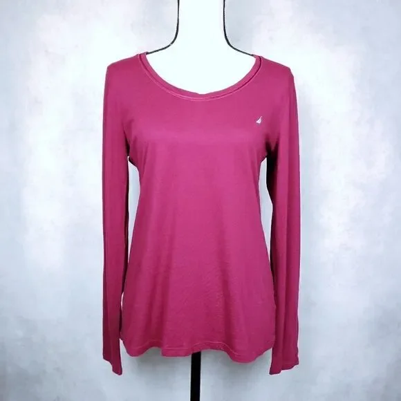 Nautica pink long sleeve scoop neck top Medium