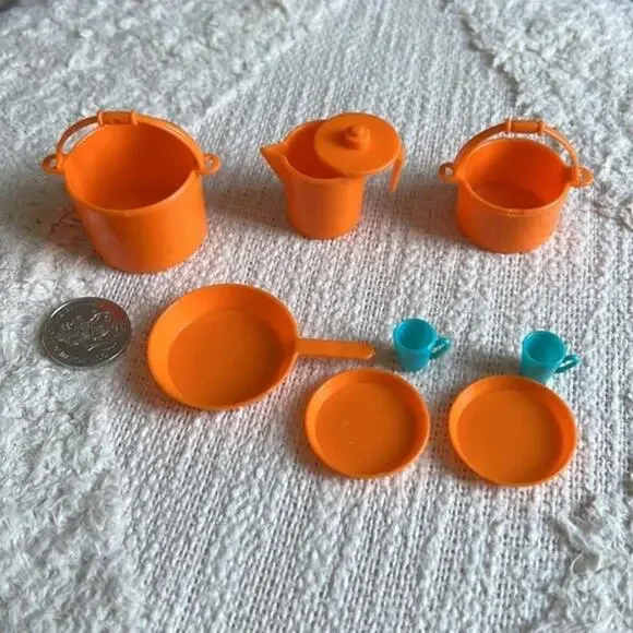 Vintage 1970s Barbie Orange Plastic Kitchen Camping Accessories 2 Cups
