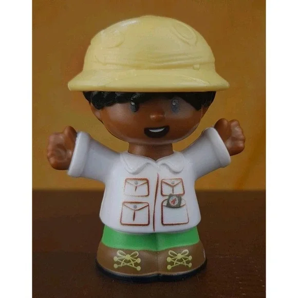 Fisher Price Little People GIRL ZOO KEEPER SAFARI GUIDE Animal Caretaker 2016