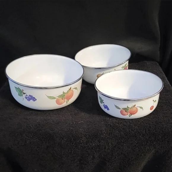 Vintage Enamel Fruit Bowls - Set Of 3 - Cherry, Raspberry, Apple, Grape, Peach