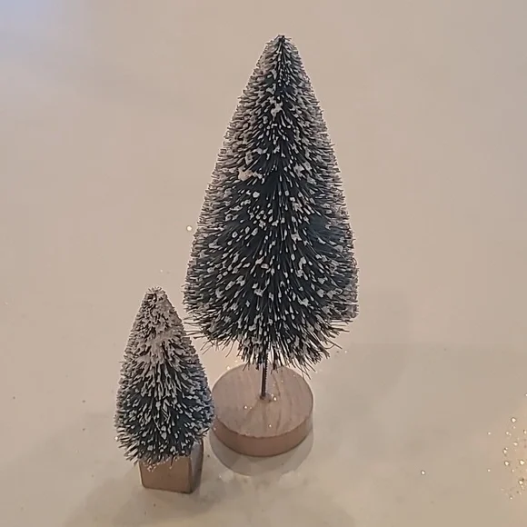 Pottery Barn NWOT Bottlebrush Green Trees