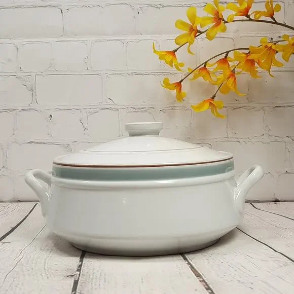 Imperial Green Casserole‎ Dish by Inheritance Table