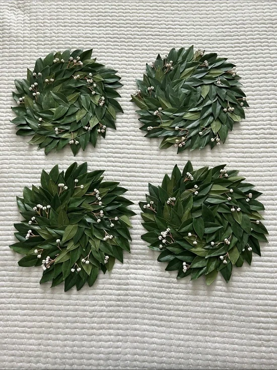 Pottery Barn Leafy Plate Chargers, Set of 4 (Set B)