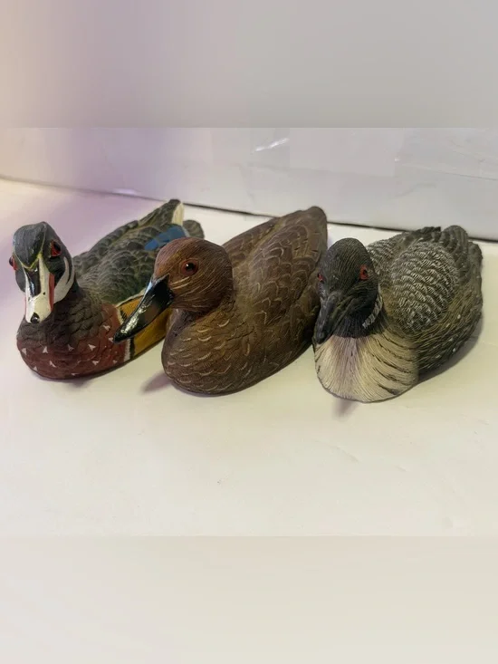 Vintage Duck Decoy small Figurines Hand Painted set of 3