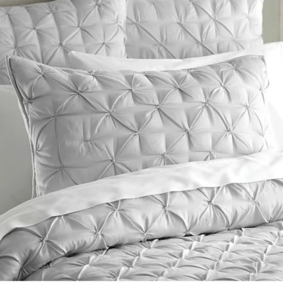 POTTERY‎ BARN| NEW! Isabelle King Sham| 36X20​