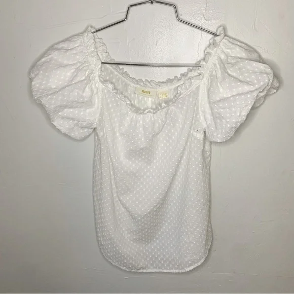 Maeve by Anthropologie White off the Shoulder Sojourner Top​​​​​