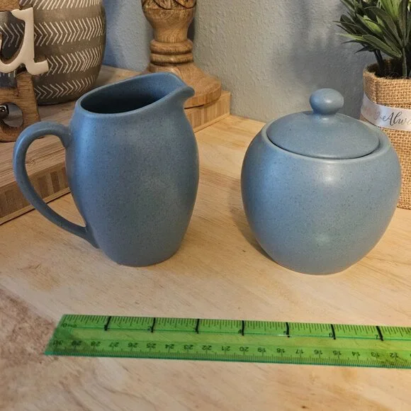 Noritake Stoneware  Sugar and Creamer Set