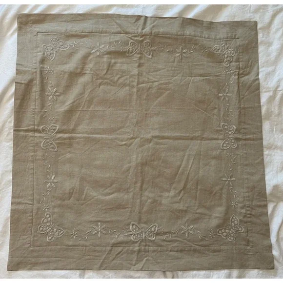 Pottery‎ Barn Pillow Sham Linen Blend Embroidered Butterflies 31
