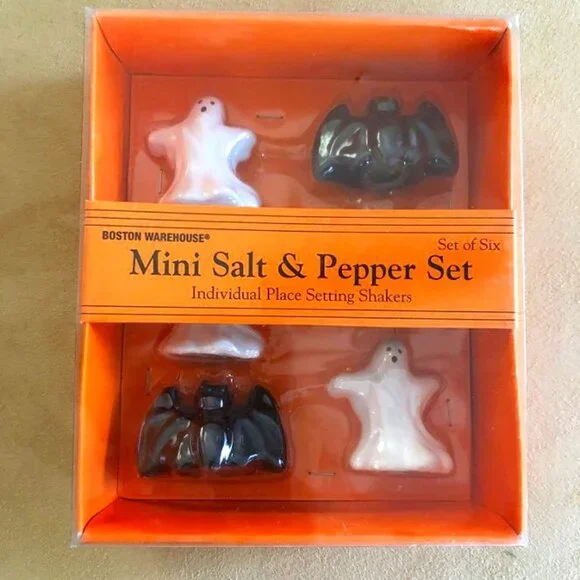 Boston Warehouse Mini Salt & Pepper Set of Six (3 Ghosts, 3 Bats)