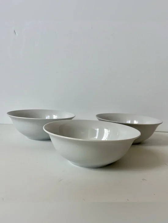 Pottery Barn 3 White Porcelain Caterer’s Cereal Soup Bowls