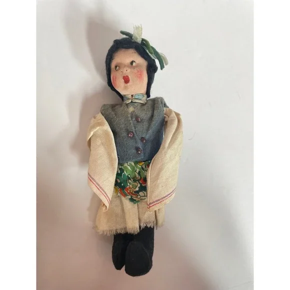 Vintage Hand‎ Painted  Folk Doll 7.5 Inch Traditional European Costume. 1940