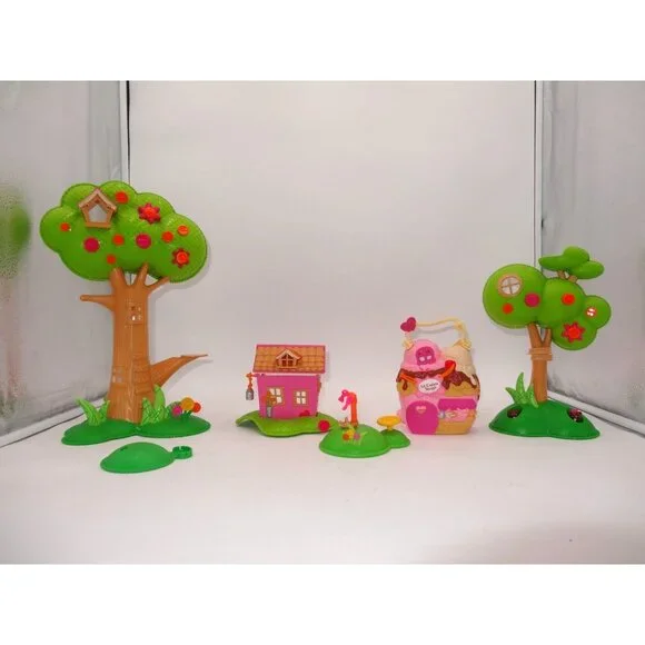 Lalaloopsy Tinies Ice Cream Shoppe‎ 2014 Take along and Mini Tree House