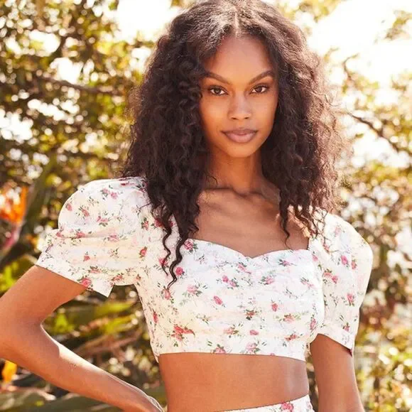 Lulus Cute Factor White Floral Print Puff Sleeve Crop Top