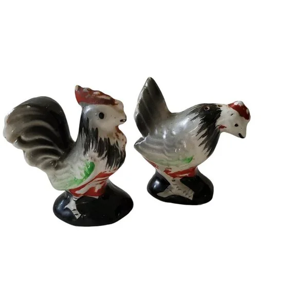 Rooster Chicken Salt and Pepper Shakers Lot of 2 Vintage Japan