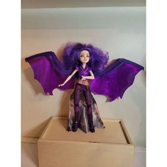 Disney descendants 3 dragon queen