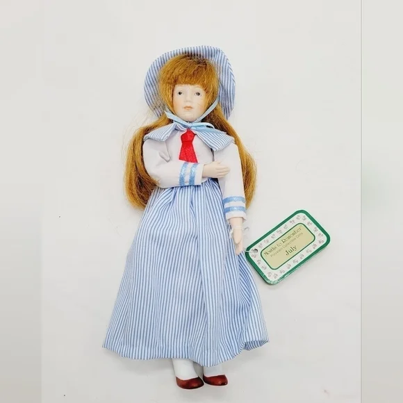 Months to remember‎ porcelain collectible doll Month July