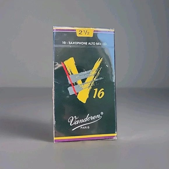Vandoren V16 Alto Saxophone‎ Reeds - 10 Per Box
