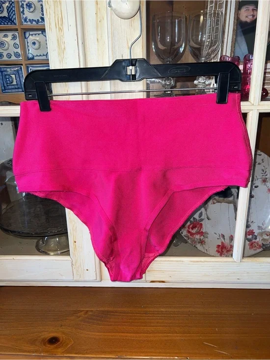 Skims knit swim high waist Pink bikini bottom Size Large