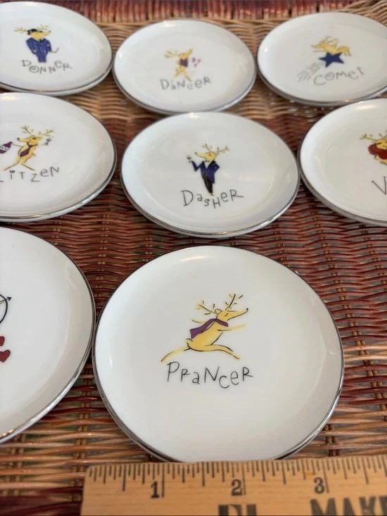 Pottery Barn White Holiday Reindeer Appetizer Plates (Set)