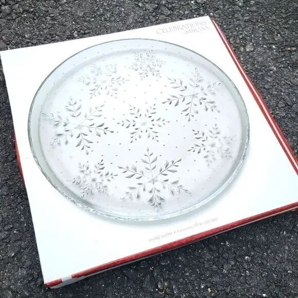 New Celebrations by Mikasa Winter Flurries Collection snowflake platter