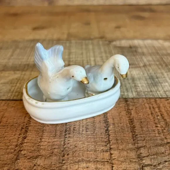 RARE 3 Pc Set Vintage Miniature Japanese Geese Salt & Pepper Shakers W/Tray
