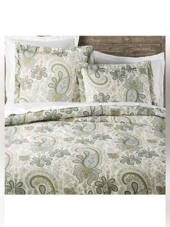 Pottery Barn Charlie Paisley king Duvet Cover set & 2 king shams cottage core