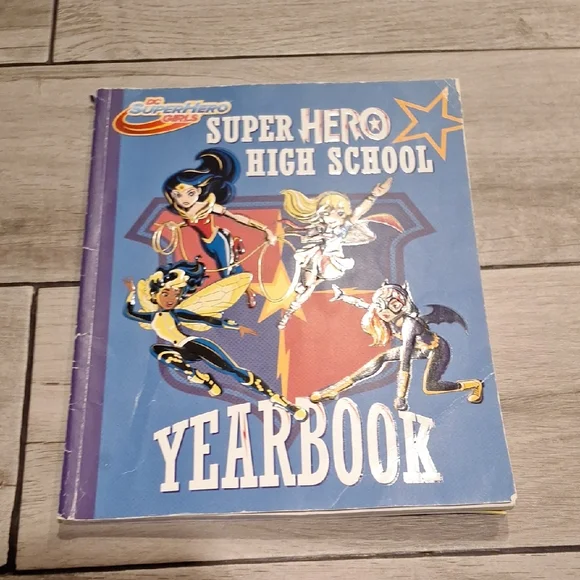 🍋‍🟩super Hero High School Yearbook🍓🦉🐧💘💐
