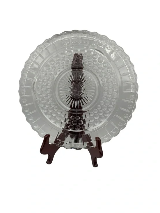 Vintage Federal Glass cake plate features a distinctive 