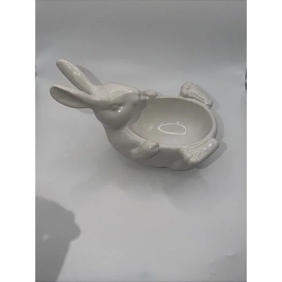 Pottery Barn White Easter Bunny/Rabbit Belly Bowl Porcelain Candy Dish