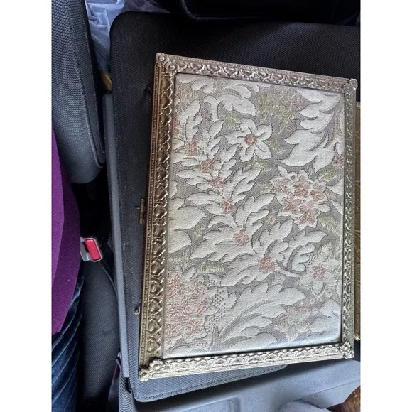 Vintage Gold Ornate Beautiful Working Jewelry Box