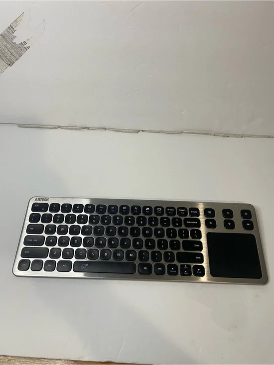 Arteck Wireless Slim Keyboard with Touchpad - Silver and Black