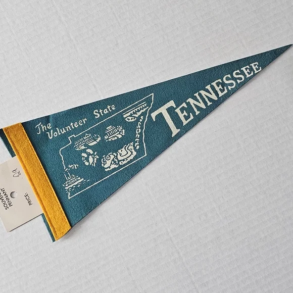 1950’s Tennessee Souvenir Felt Pennant Volunteer State Original Tag 👀