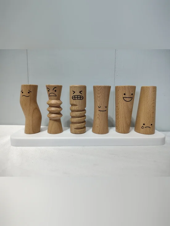 Lovevery Wooden Emotion Dolls Peg Toy Set  Montessori Baby Toddler Toy
