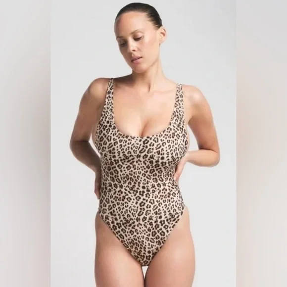 SKIMS Leopard Print One Piece Swimsuit M