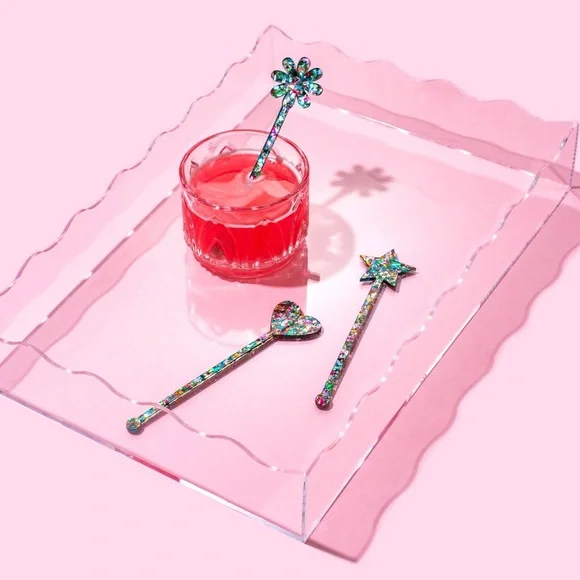 Taylor Elliott Designs Medium Rectangle Clear Wavy Acrylic Tray
