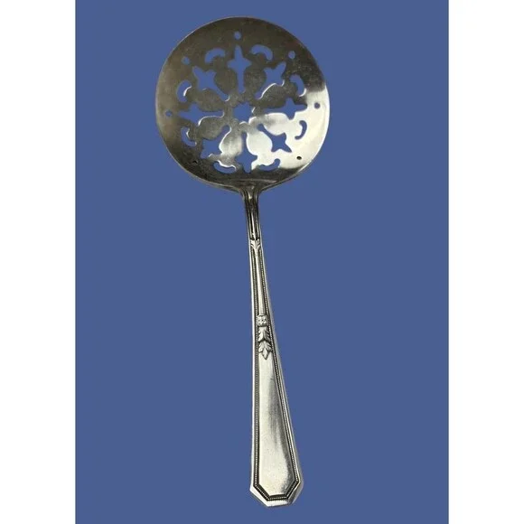 Wm Rogers & Son AA Mayfair Serving Silverplate Art Deco Pierced Tomato Flat 1923