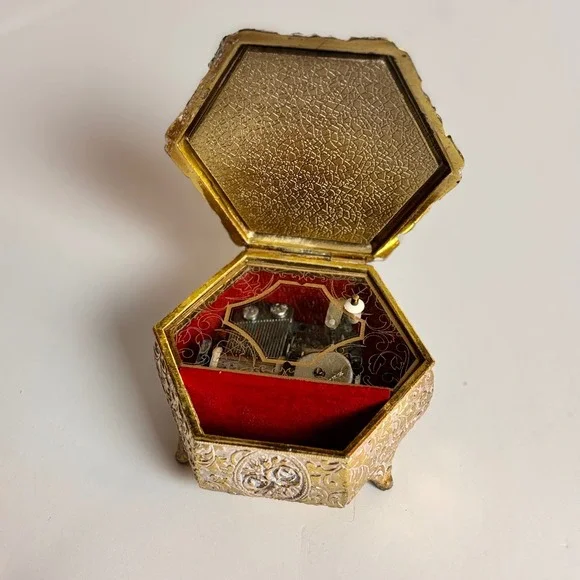 Vintage Miel Sankyo Music Box Gold‎ Filigree Hexagon Kid Umbrella Japan tested