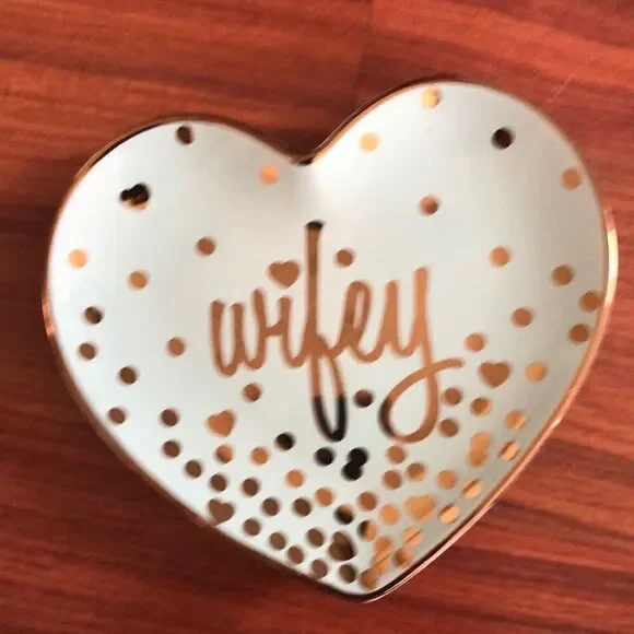 Wifey trinket jewelry heart tray holder
