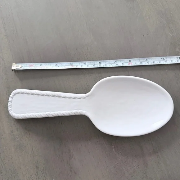 Elegant White Spoon & fork Rest/decor set