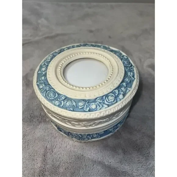 Romantic Shabby Chic PORCELINE Floral Jewelry Box Picture Box