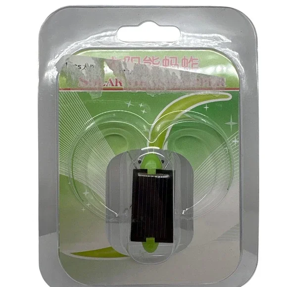 Solar Powered Grasshopper Toy Educational Gadget‎ Bug Novelty Green Science New