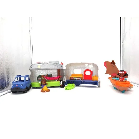 Fisher-Price Little‎ People Light-Up Learning Camper Playset Maui Canoe Sailboat