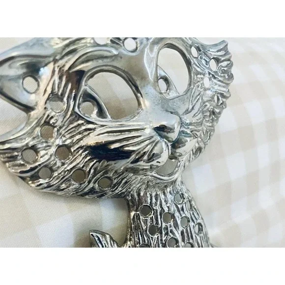 Silver Tone Metal Cat Jewelry Stand Earring Holder Ornate Filigree Ring Tray