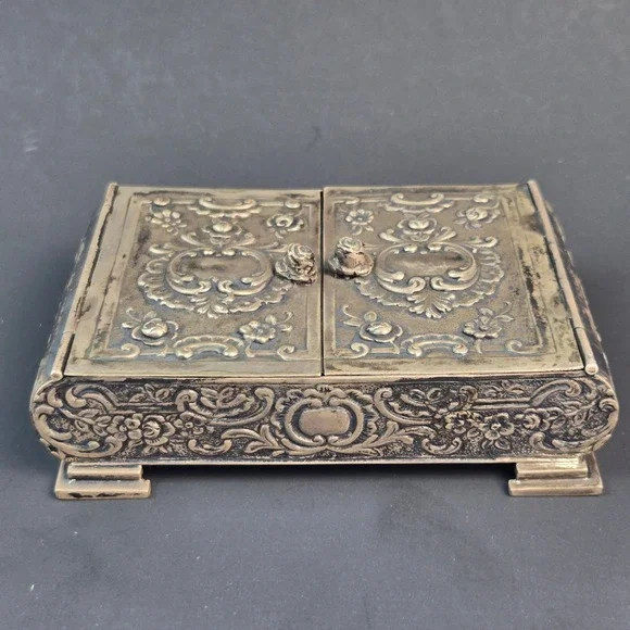 Antique German 800 Silver Double Door Box Art Nouveau Floral Repousse Case