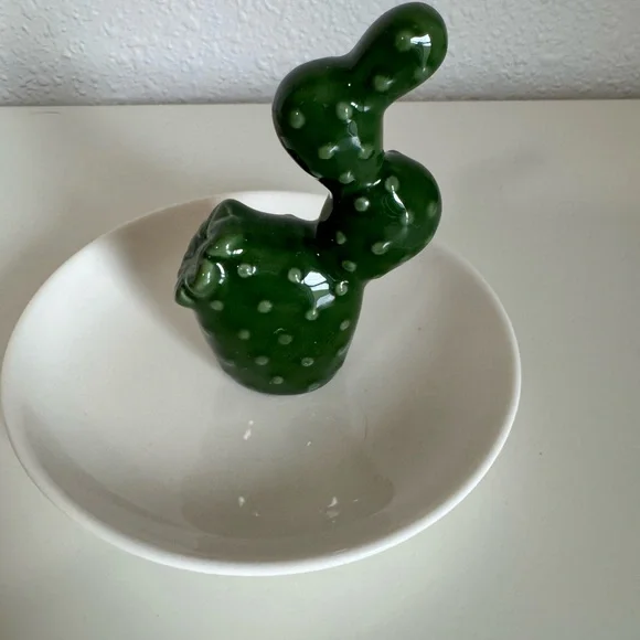 Green Ceramic‎ Cactus Sculpture