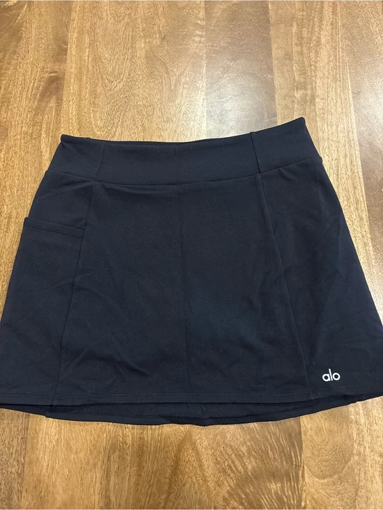 ALO Yoga Black Athletic Skort with Side Pocket