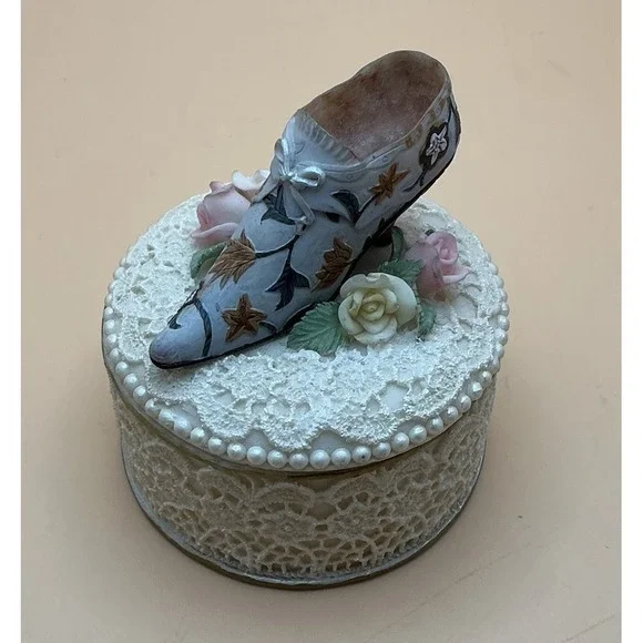 Vintage Victorian Style Shoe‎ Trinket Jewelry Box