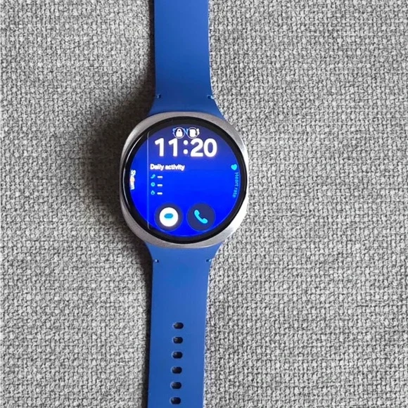 Smartwatch with Blue Band